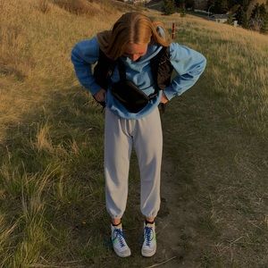 Meet your Posher, Csenia